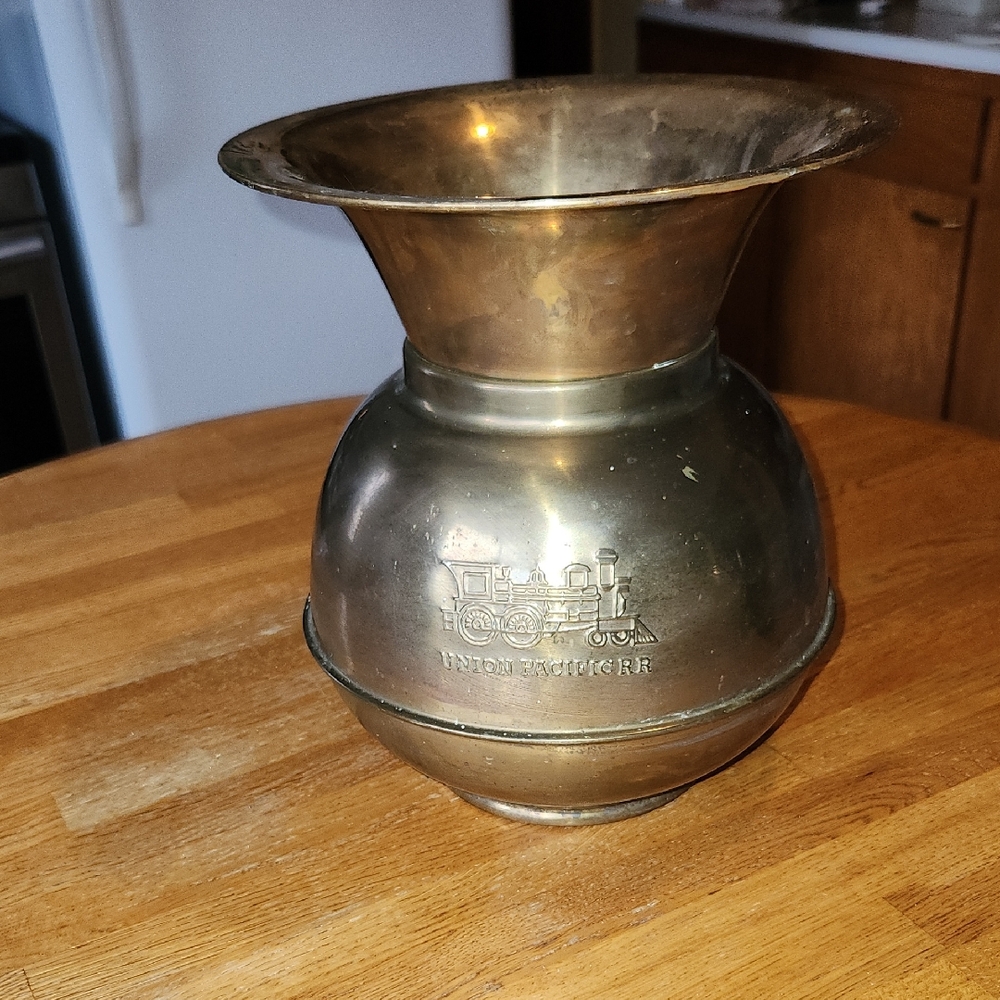 Union Pacific RR Spitoon